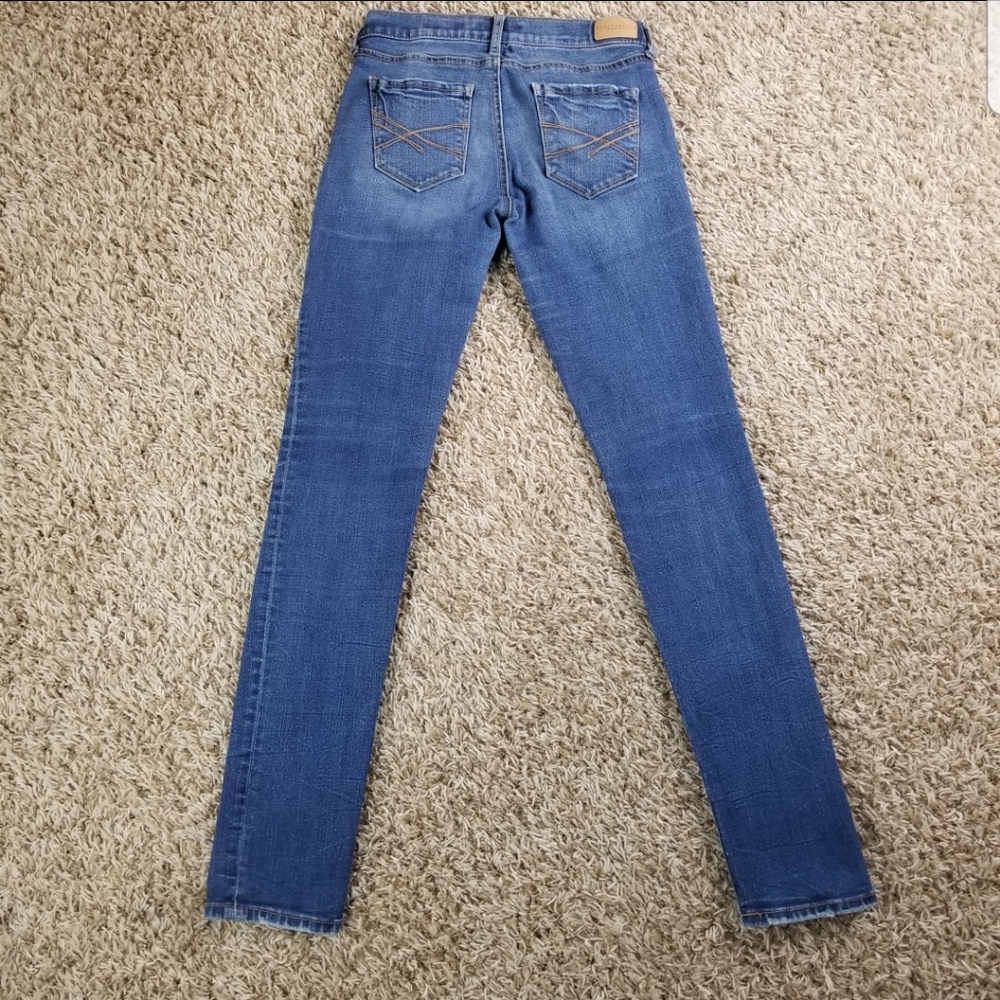 Aeropostale| Lighty distressed skinny jeans 0 - Picture 4 of 8
